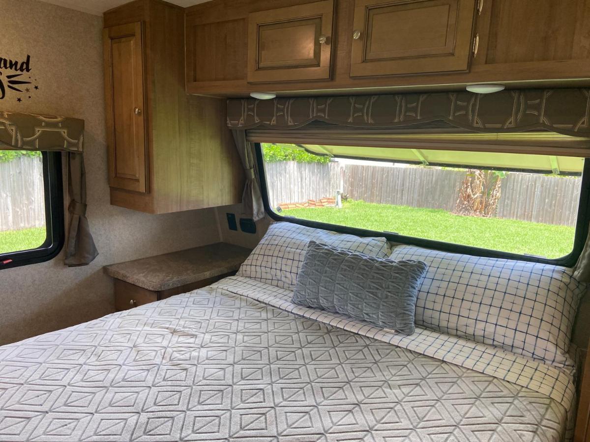 Cozy Camper - Free Parking Hotell Miami Eksteriør bilde