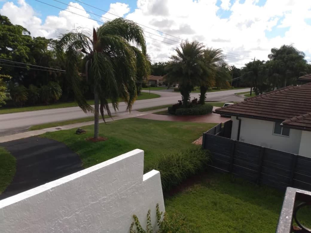 Cozy Camper - Free Parking Hotell Miami Eksteriør bilde